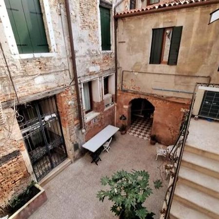 S. Giacomo Da L'Orio Venice Luaran gambar